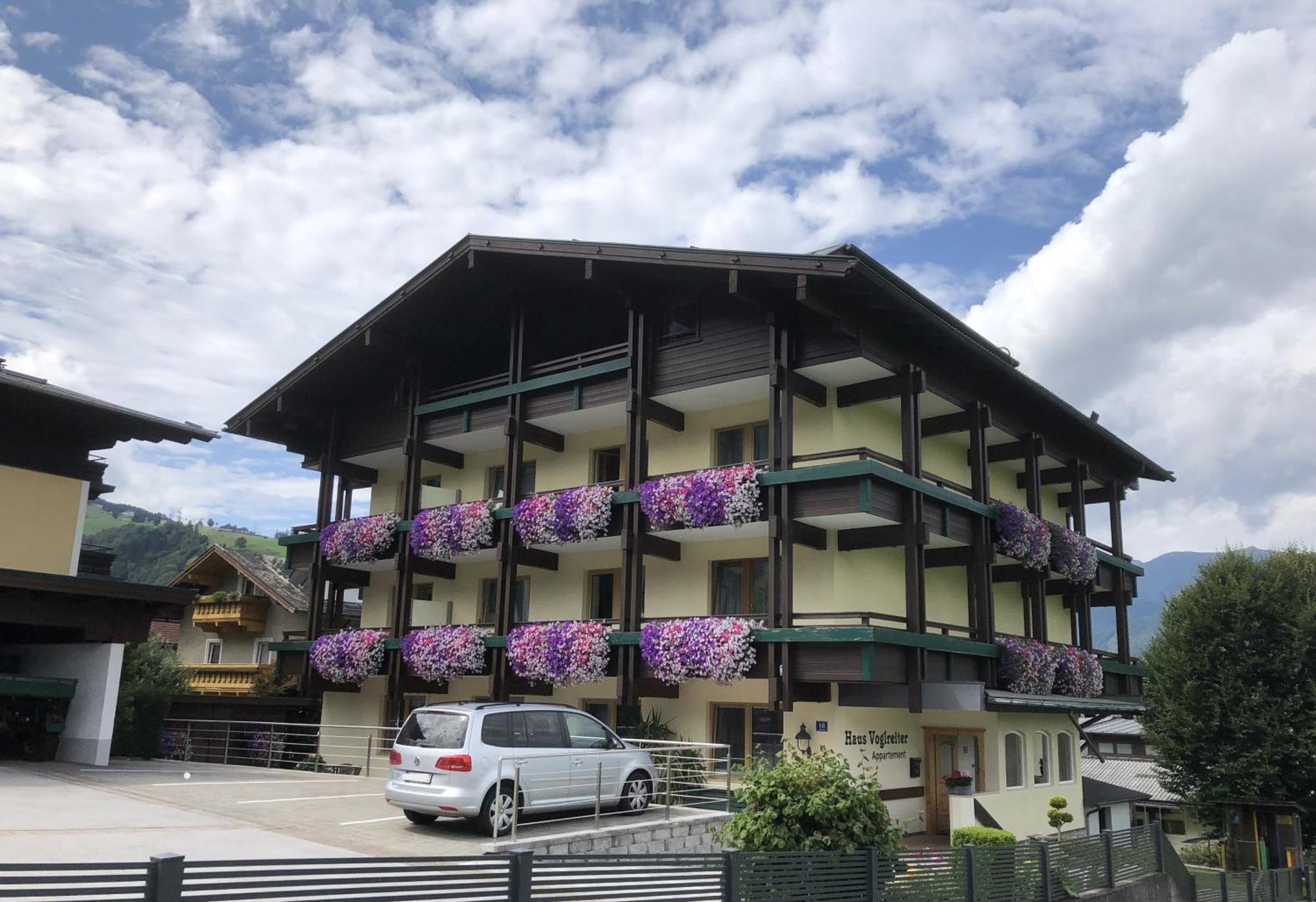 Haus Voglreiter - Inkl Sommerkarte, Zentrale Und Ruhige Lage, Garten Mit Spielplatz Kaprun Eksteriør bilde
